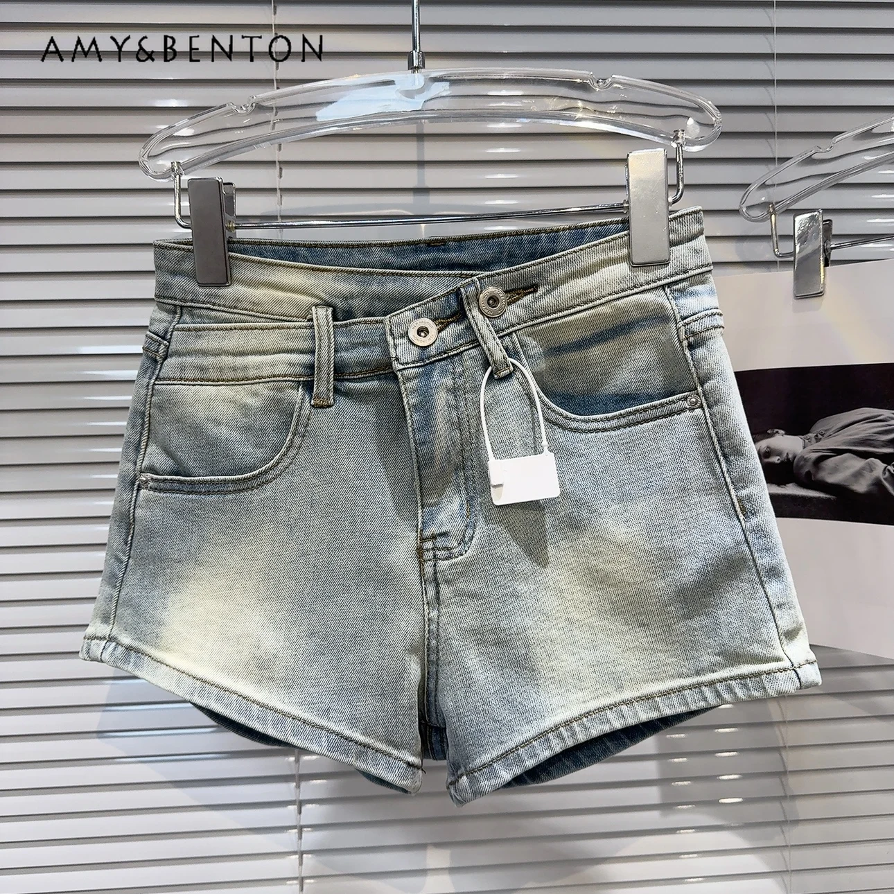 2024 Summer New American Hot Girl Metal Buckle Wide-Leg Jeans Women Street Sexy Y2K Shorts All-Match High Waist Slim Shorts