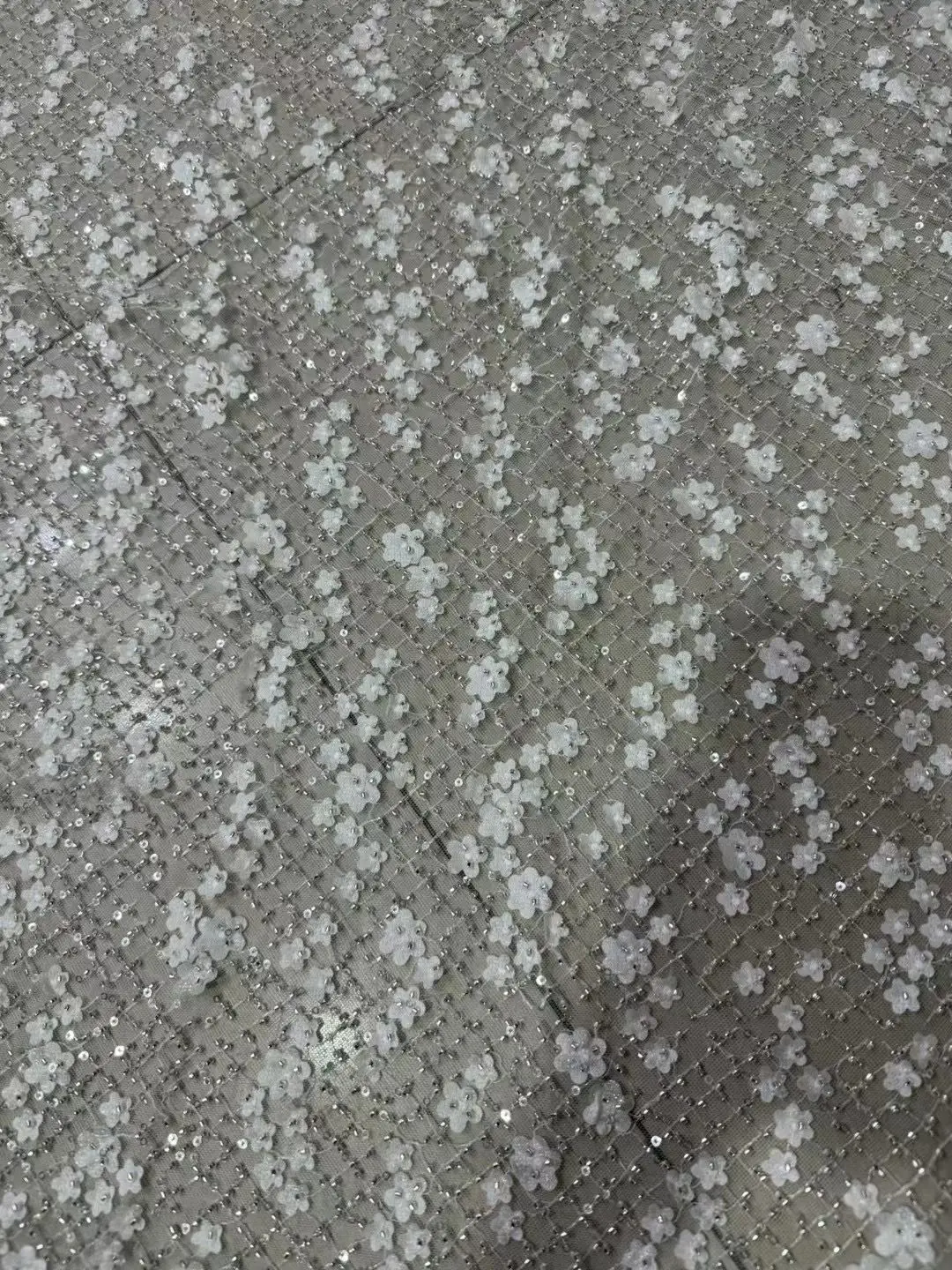 Custom Made High Quality Feather Shinny Embroidered Beads Sequin Lace Fabric French Tulle Diamond Party Evening Dress Material