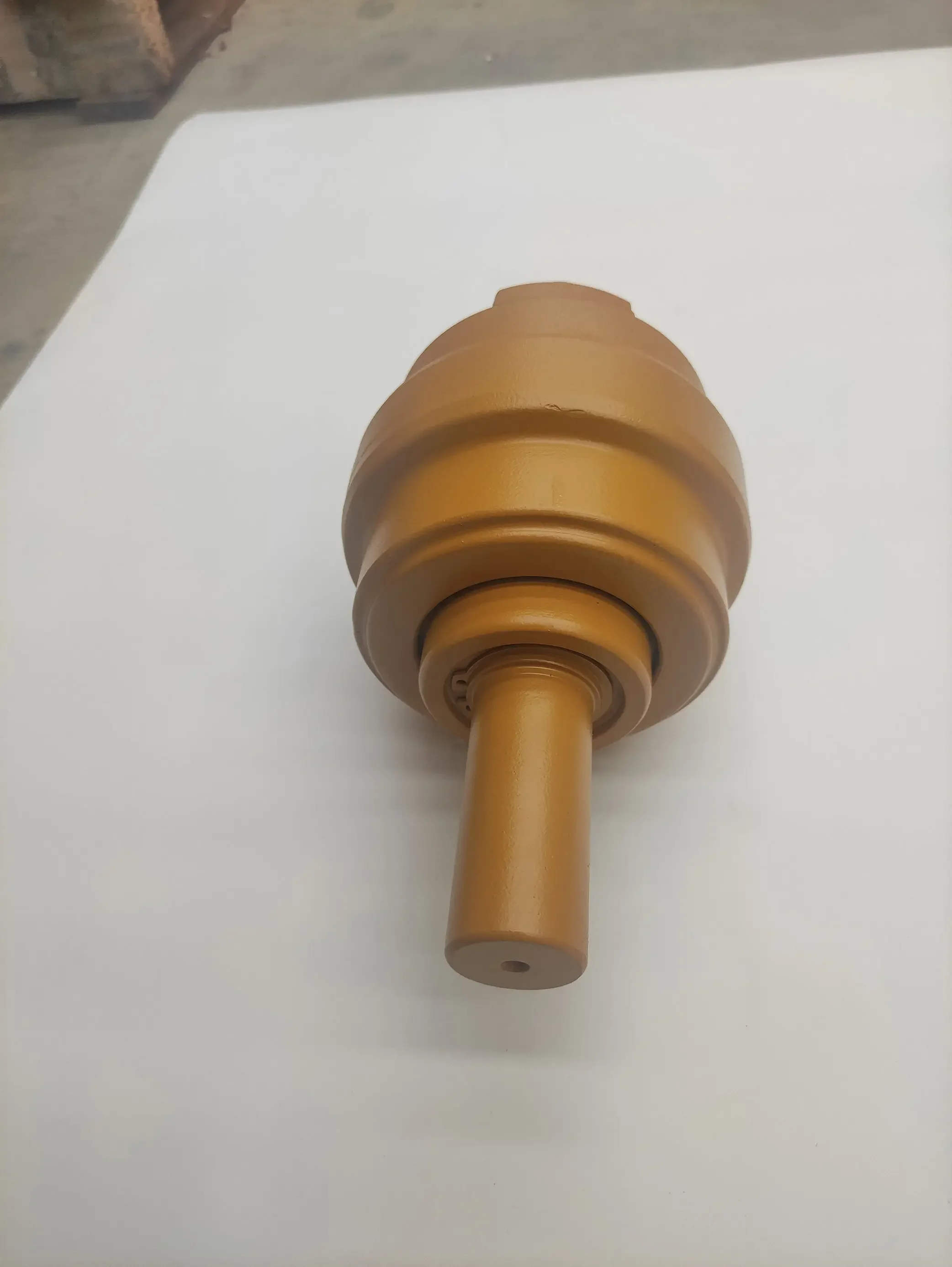 Factory Price Top Carrier Roller BD2G Bulldozer Spare Parts Excavator Upper Roller