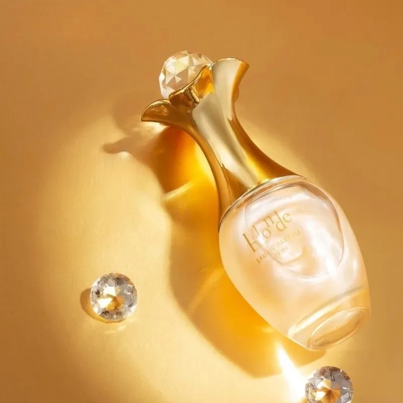 Блондинка Bombshell Кокетливый парфюм 50 мл Фруктовый цветочный аромат с элегантными нотами и краской мускуса для очаровательного соблазнительного аромата