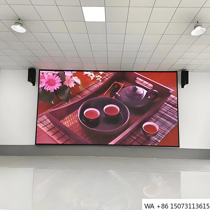 

Внутренние полноцветные светодиодные модули P2 — 800-1000 компакт-диск/м2 160 ° Угол обзора 5-летняя гарантия