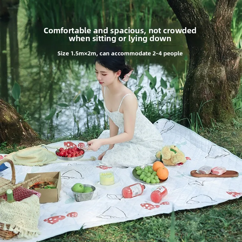 Portable Waterproof Camping Picnic Mat, Thickened Oxford Cloth Moisture-Proof Outdoor Blanket for Picnic, Beach, 2-4 Person