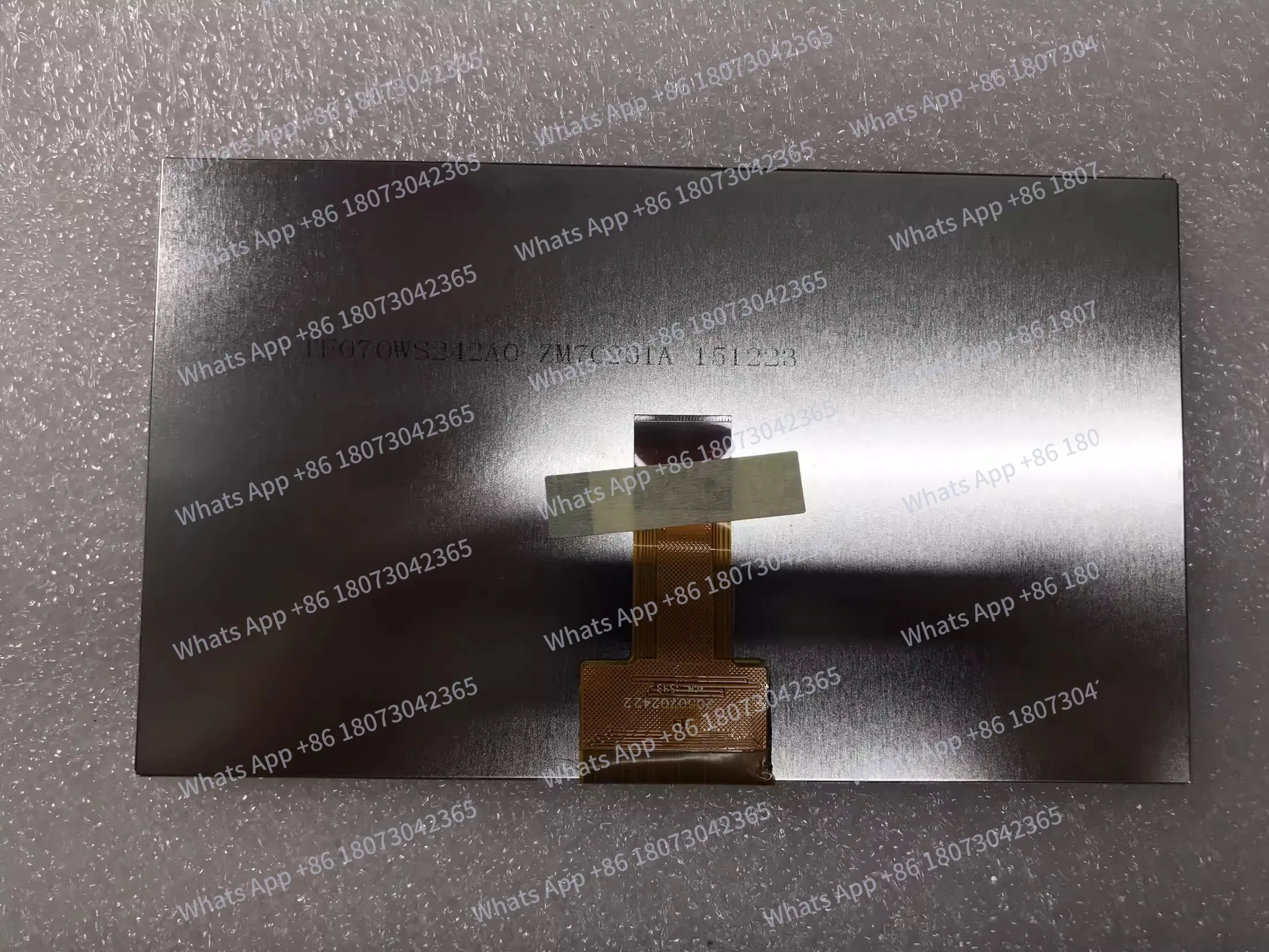 

TF070WS242A0 ZM70201 2050702423 ЖК-экран