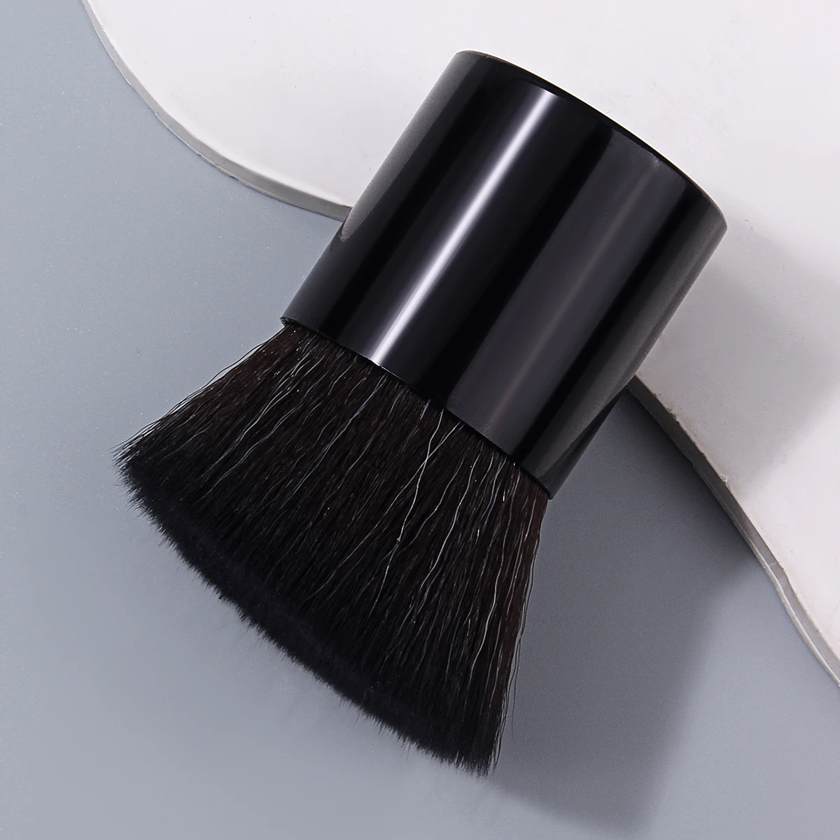 1PCS Short Handled Makeup Brush,Multifunctional Fluffy Hair for Blush,Bronzer&Setting Powder,Mini Portable Travel Face Brush