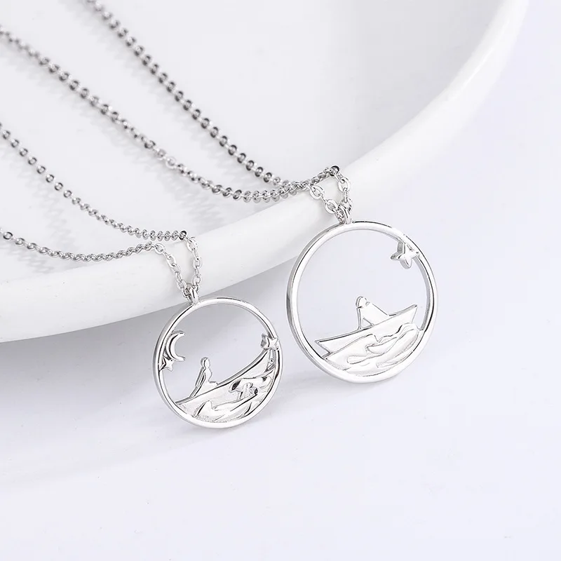 New S925 Sterling Silver Couple Necklace with a Pair of Couple Style Spliced Hollow out Lover's Day Gift Fashion Pendant