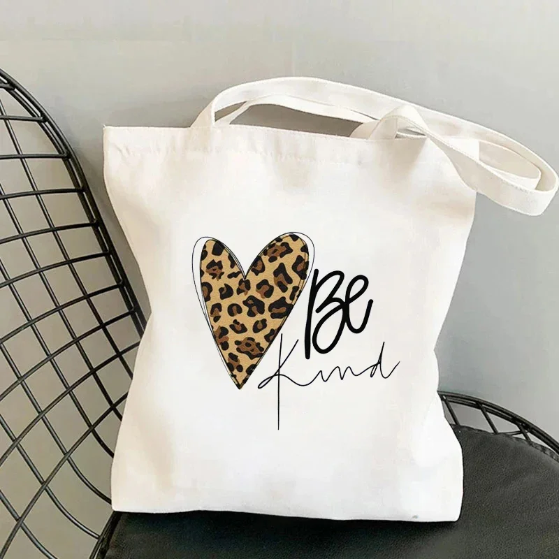 Leopard Heartbeat Graphic Shoulder Bag Organizer Women Reusable Shopping Supermarket Bag Large Capacity Travel Storage Tote Bags