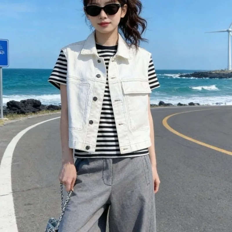 Sweet Cool Big Pocket White Denim Vests New Spring Summer Retro 2026 Loose Versatile Design Sleeveless Vest Women Jeans Vests