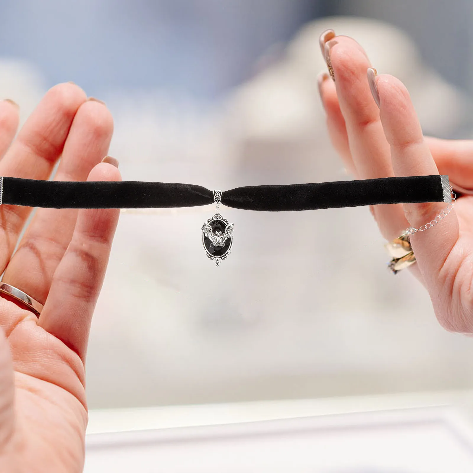 

Bat Necklace Gothic Punk Rock Jewelry Men Women Metal Pendant Alloy Chain Retro Goth Chic Unique Fashion Accessory