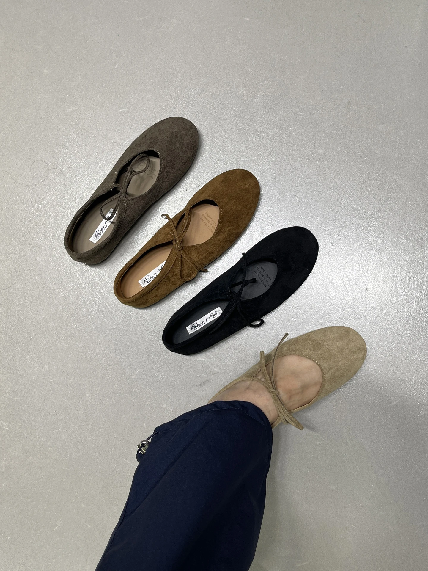 

Chicgirl, простые балетки без шнуровки с бархатной поверхностью, женские повседневные свободные туфли на плоской подошве с круглым носком и плоским каблуком