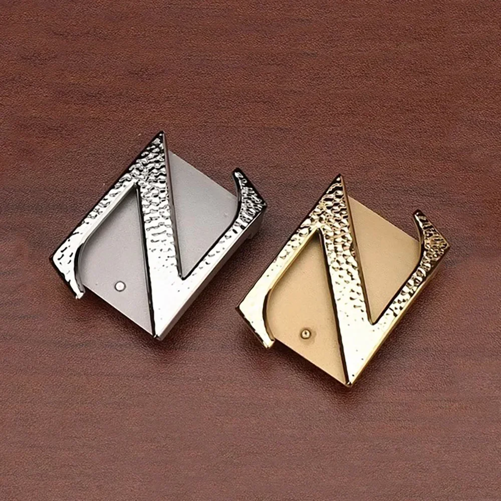 stainless-steel-belt-buckle-with-z-shaped-inner-wearing-belt-buckle-head-and-hammered-pattern-35cm-width