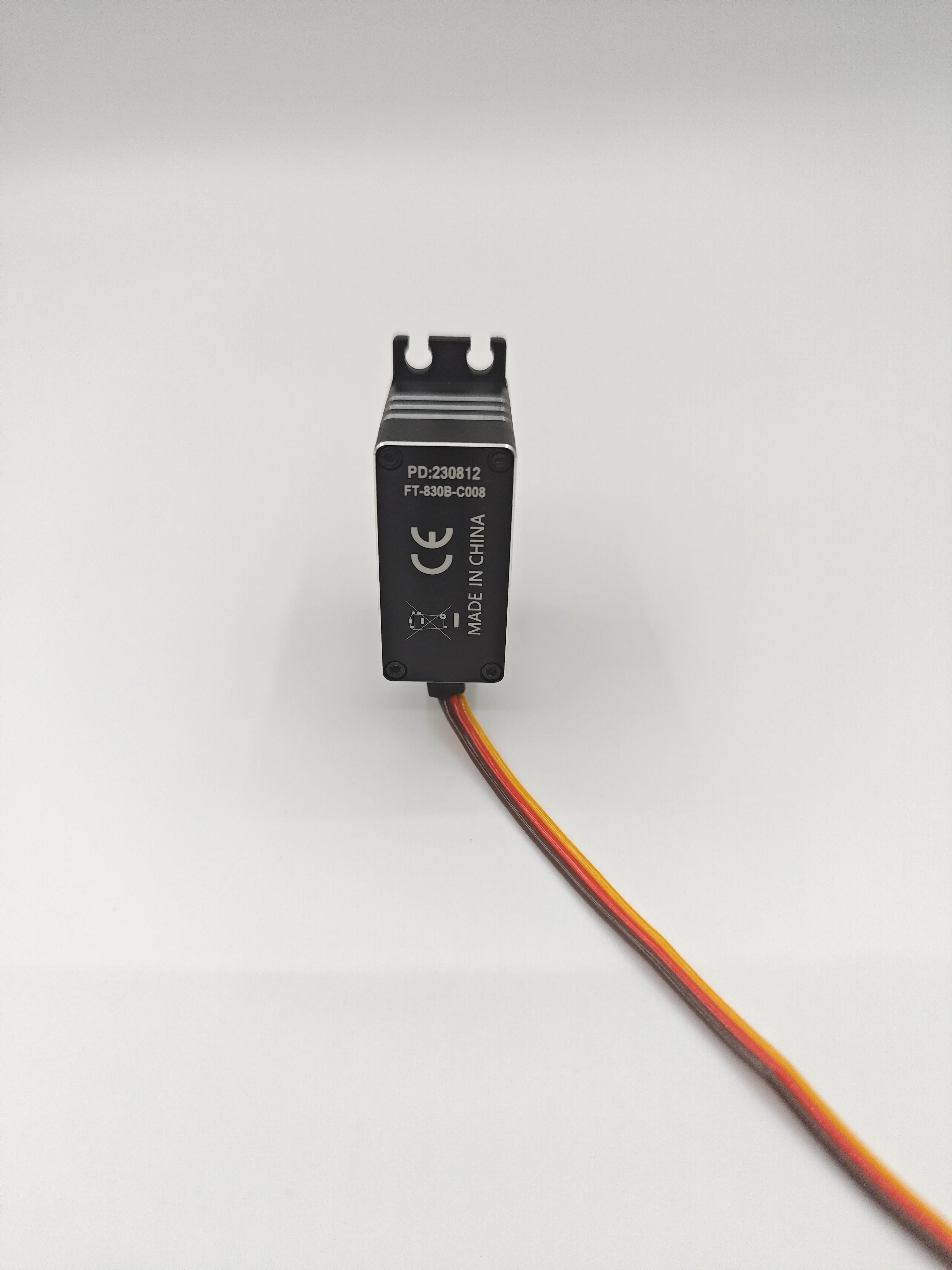 

8,4 В водонепроницаемый IP67 цифровой бесщеточный серводвигатель 30 кг вращение на 180 градусов для робота унисекс RC гусеничный автомобиль и лодка масштаб 1/8