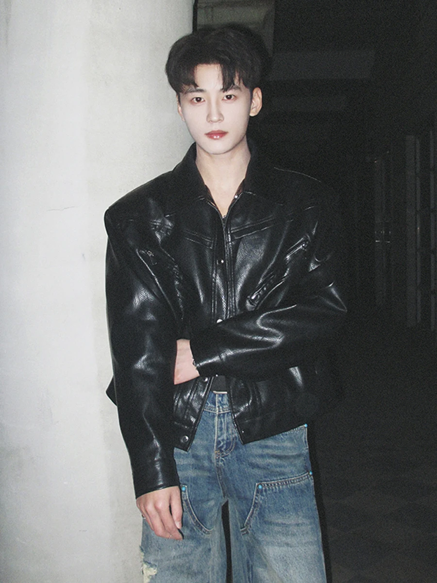 

Spring New Sle American Retro Biker Jaet Men's ort Design Pad oulder Deconstructed Coat Youthful Energy Long Sve