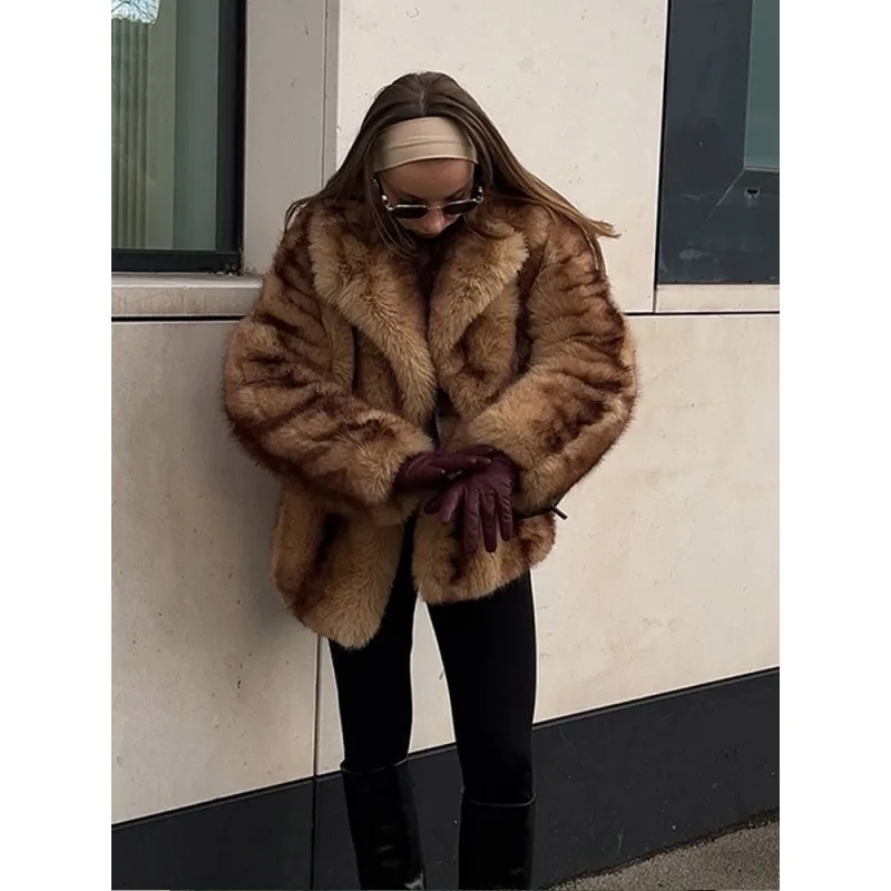 Abrigos cortos de piel sintética para mujer, chaquetas con cuello vuelto, ropa de calle gruesa y cálida Y2k, prendas de vestir exteriores para el trabajo, Otoño Invierno 2025