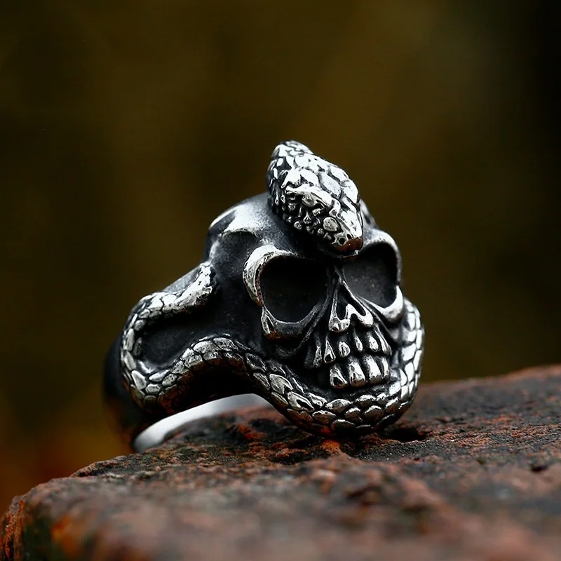 Gothic Retro Creative Tail Ring Stainless Steel Python Skull Shaped Finger Ring Hip-hop Punk Style Men's Accessory Ring