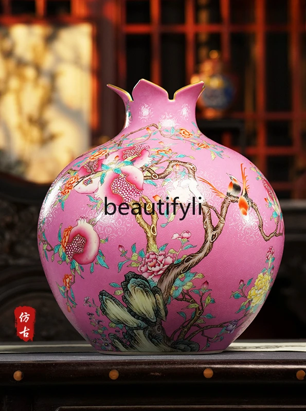 Jingdezhen ceramic vase hand-painted flower and bird pattern pomegranate vase Chinese ornament decoration office living room