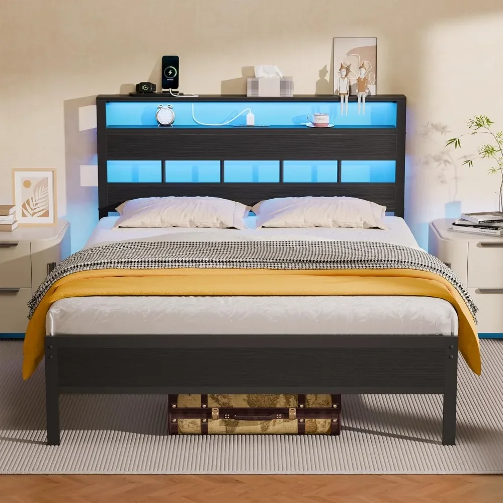 Struttura letto full size con luci a LED e stazione di ricarica, testiera portaoggetti con 2 ripiani, letto con piattaforma in metallo resistente