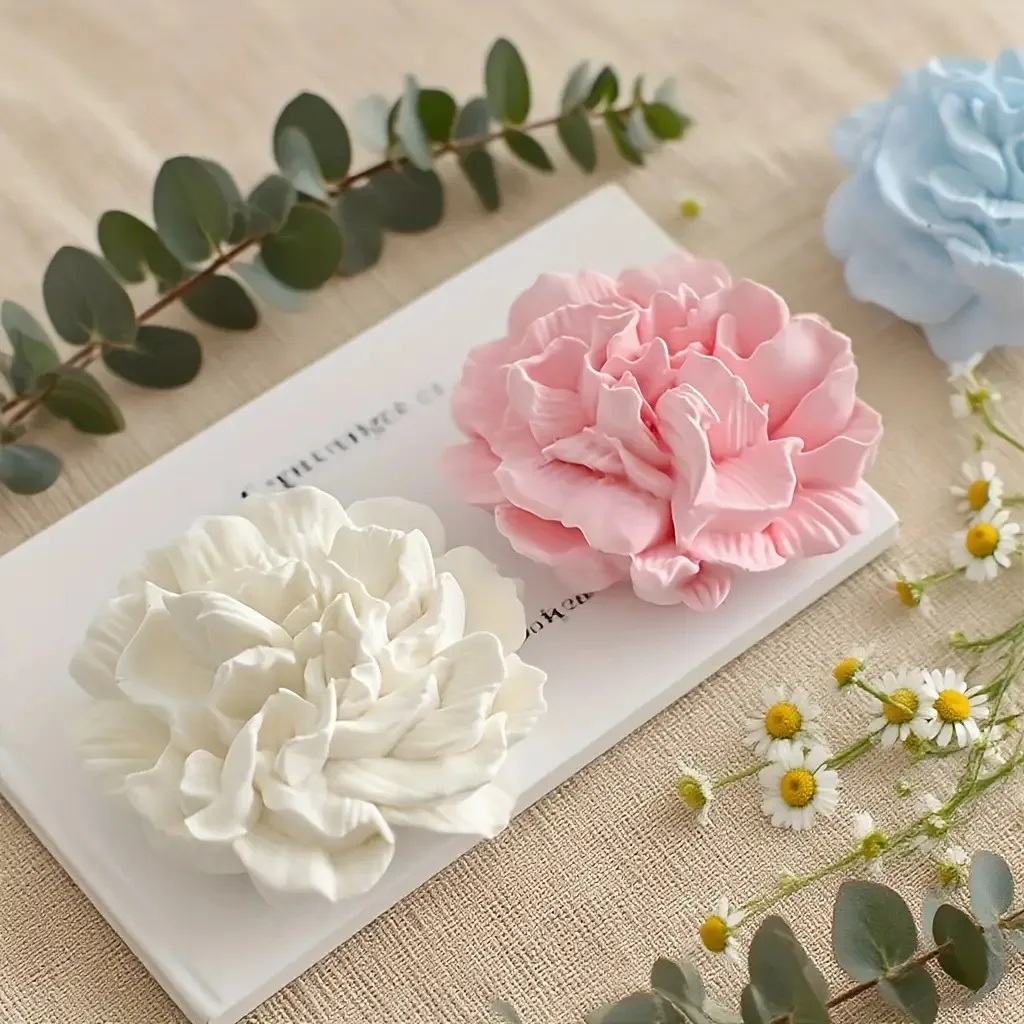 Resin Silicone Mold for Carnations, Suitable for Resin Crafts, Candles, Soap, Plaster, Clay - Reusable Mold with Delicate Petal and Leaf Design - Compatible with Wax, Plaster, and Soap Making - Handmade Candle Mold for Layered Floral Crafts