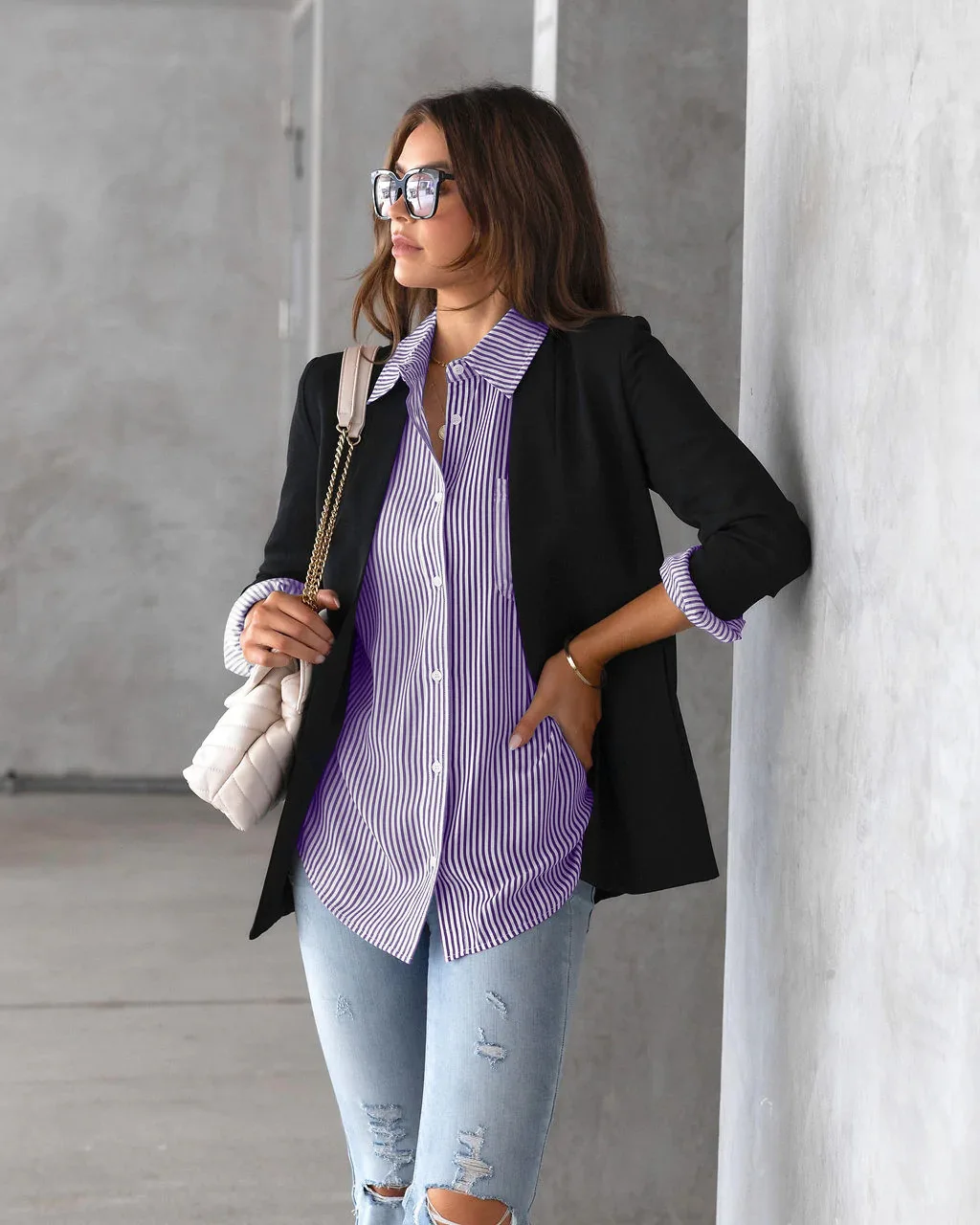 بلوزة نسائية مخططة فضفاضة، بلوزة أنيقة بأكمام طويلة وطية صدر السترة، بلوزة كاجوال من القطن كبيرة الحجم، جديدة من القمصان والبلوزات لعام 2025