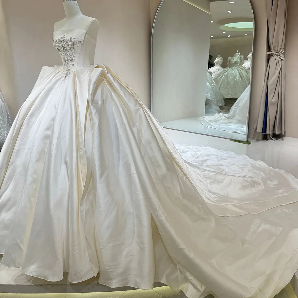 Princess Ball Gowns Satin Wedding Dresses for Bride Strapless Sleeveless Backless Court Train Customised فساتين حفلات