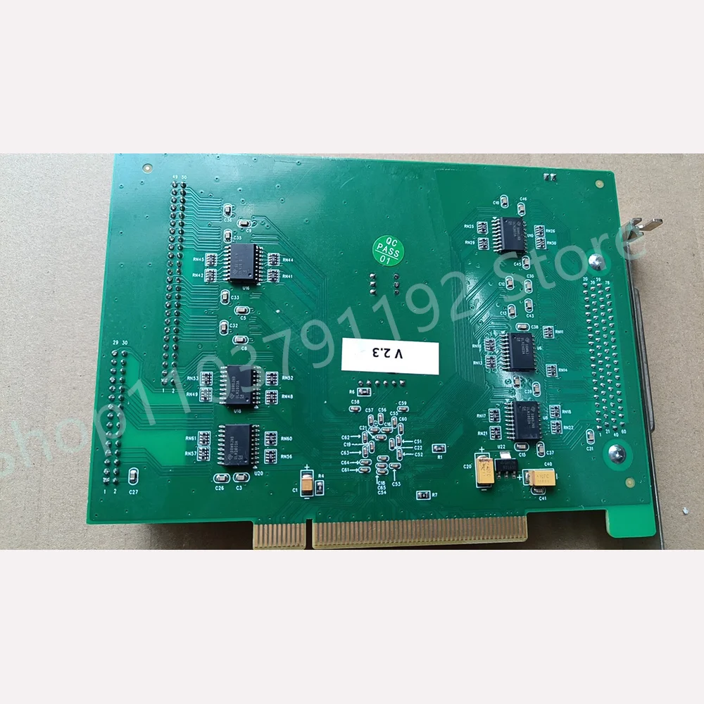

12-осевая плата управления движением PCI ADT-8912A1