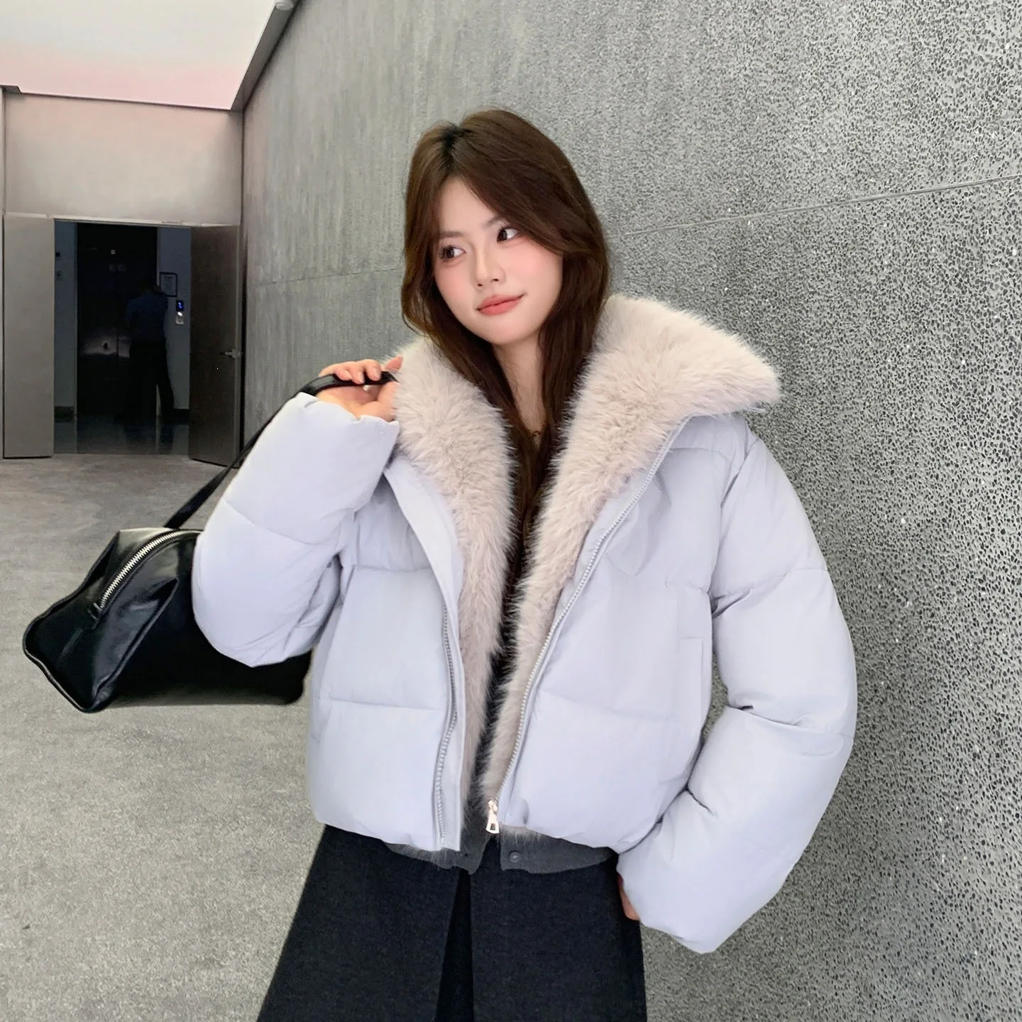 Cropped Puffer Jacket Women Big Faux Fur Collar Fur Lined Zipper Closure Boxy Silhouette Trendy Short Winter Outerwear
