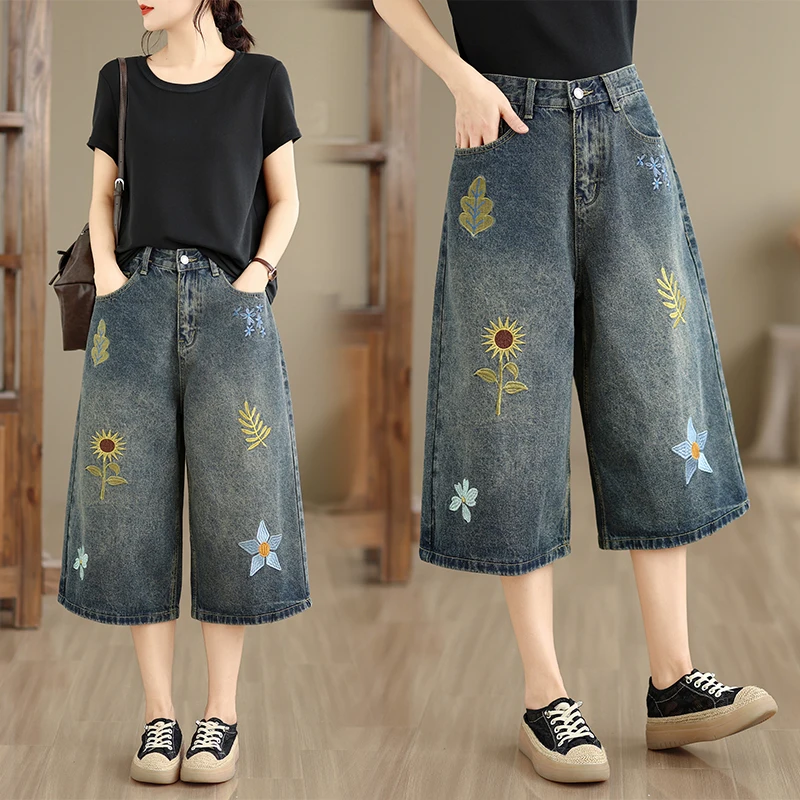 Bestickte Denim-Freizeithose für Damen in Übergröße, kurze gerade geschnittene Jeans, 7/8-Länge, Sommer, neuer Stil, für den Arbeitsweg, künstlerisch
