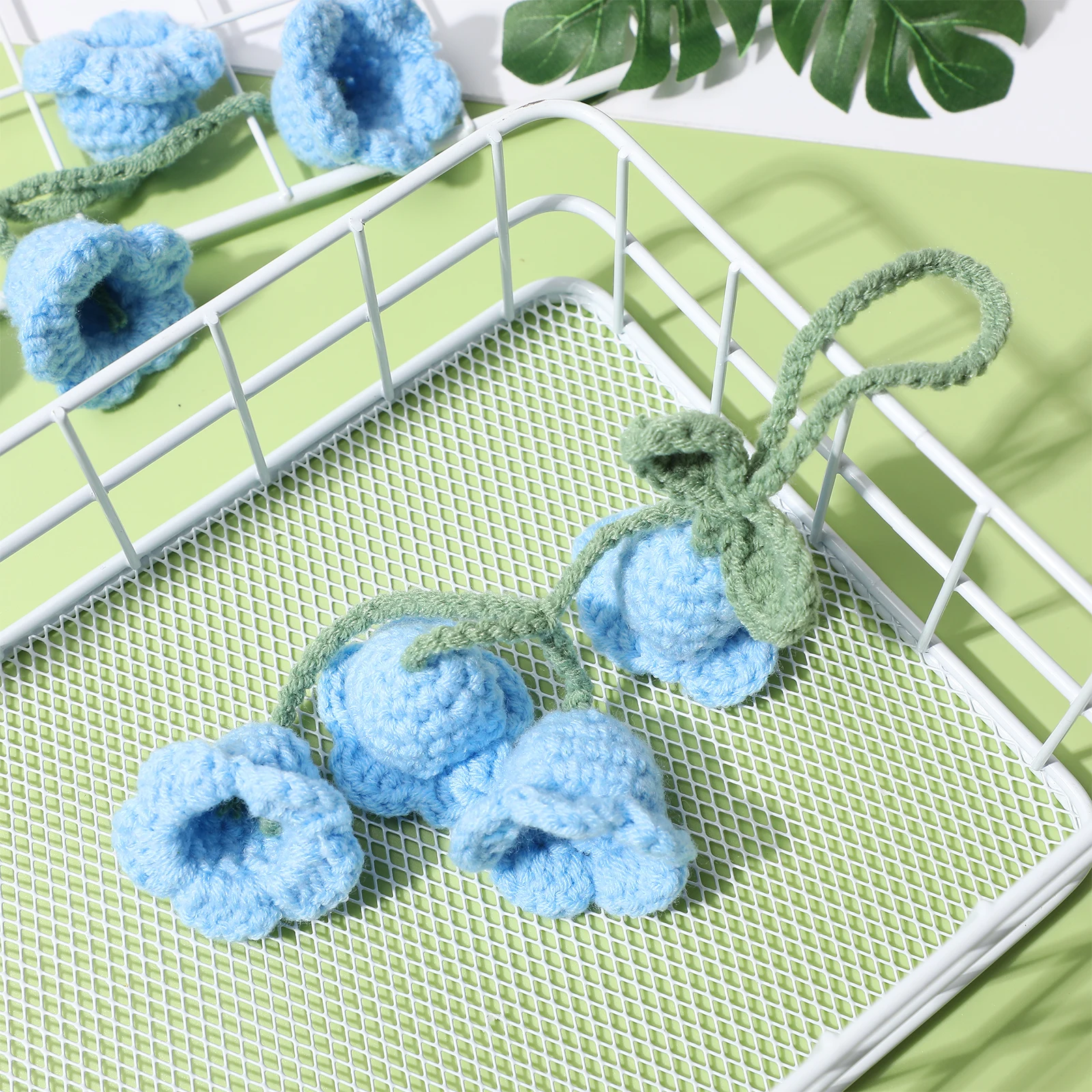 

1 Set Crochet Flower Hanging Ornament Cute Hanging Decor Sturdy Cotton Rear View Mirror Dangle Car Accessories For Women Car