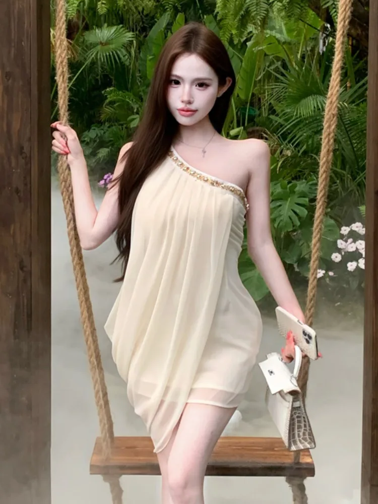 

Summer Elegant Slimming Short Dress Asymmetric Shoulder Diamond Embellished Waist-Cinched Sleeveless Princess Style Dress