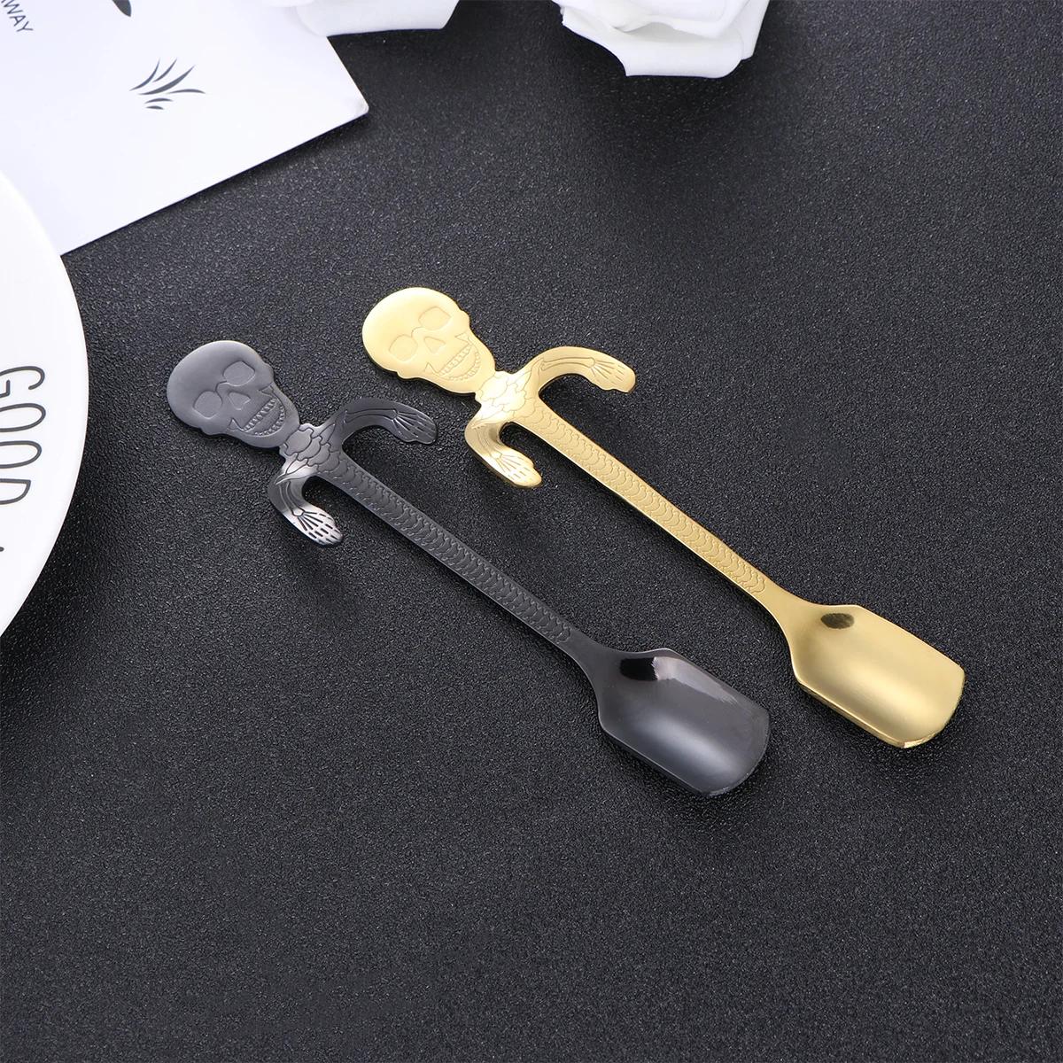 

2Pcs Coffee Hanging Spoon Stainless Steel Skull Design Smooth Handle Stir Sugar Milk Tea Dessert Spoon Cutlery