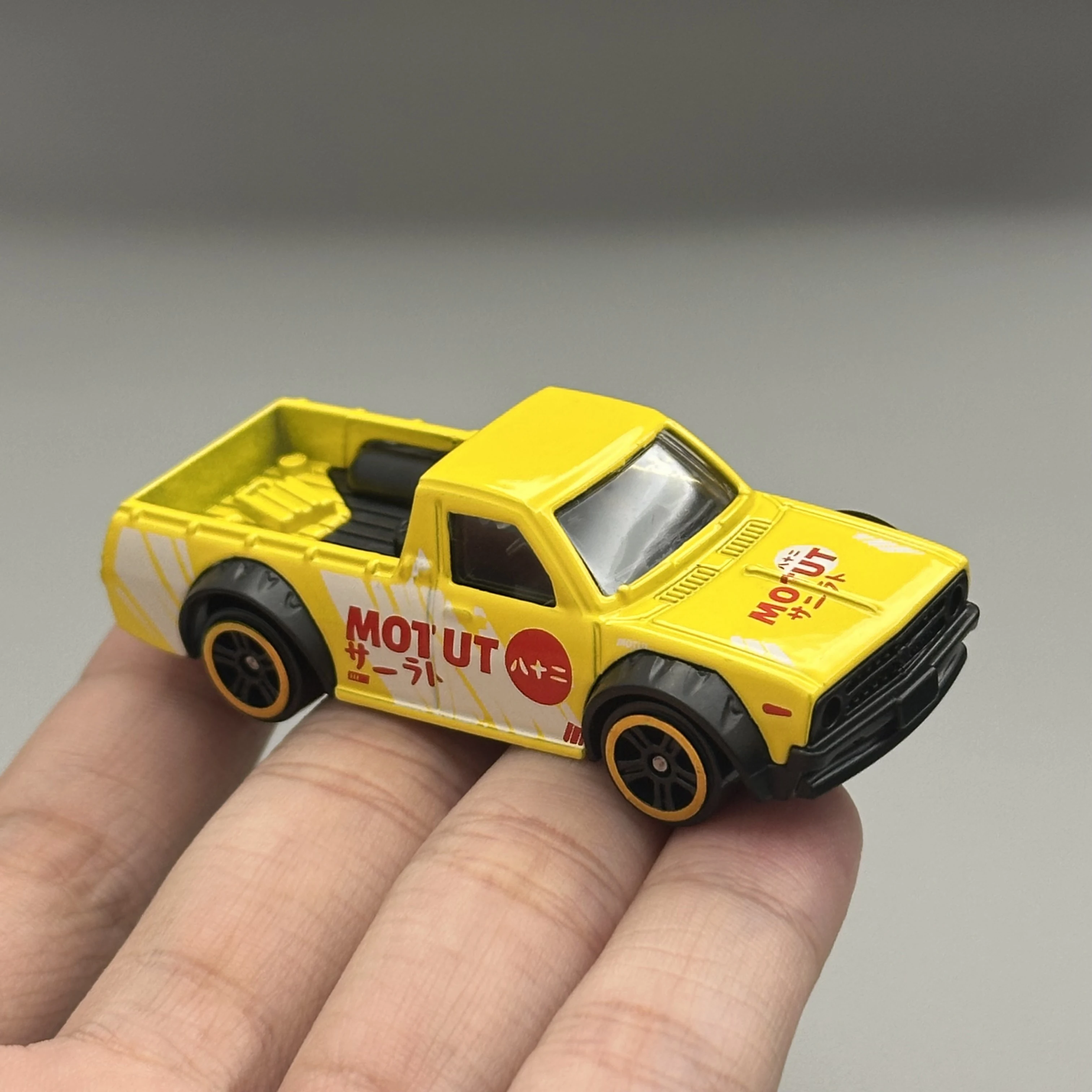 1/64 Scale Diecast Alloy Pickup Truck Model Wide Body Racing Style Metal Car Mini Vehicle Collectible Toy For Kids Gift Display image 5