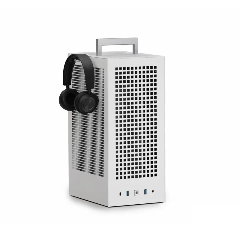 HYTE Small ITX Case Revolt 3 Convenient Handle Quick Release Structure Case Metal Mesh