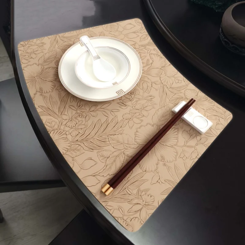 1/4/6PCS Khaki Fan-Shaped Table Placemats Thick Faux Leather Heat Resistant Western Table Dining Mat Christmas Gift Table Pads