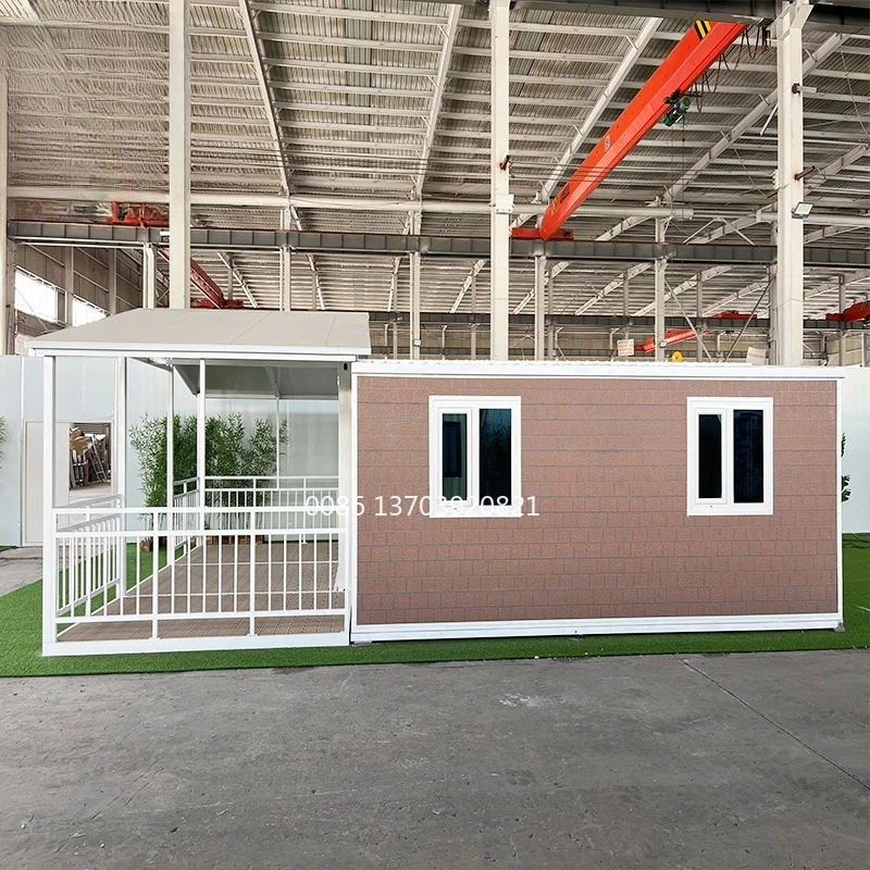 Outdoor Popular Mobile Prefab House Modern Tiny House Capsule Cabin Office Modular 20ft 40ft Container Houses for Sale 5 Years