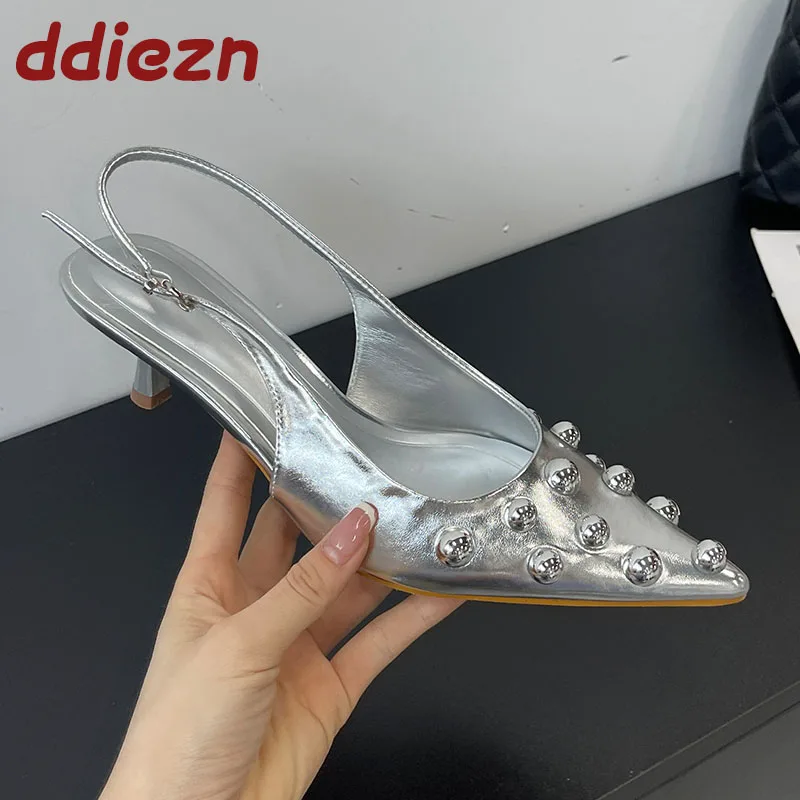 

Fashion Metal Rivet Women Medium Heels Sandals Shoes Luxury Female Pointed Toe Footwear Ladies Thin Heels Sandals Shoes Pumps