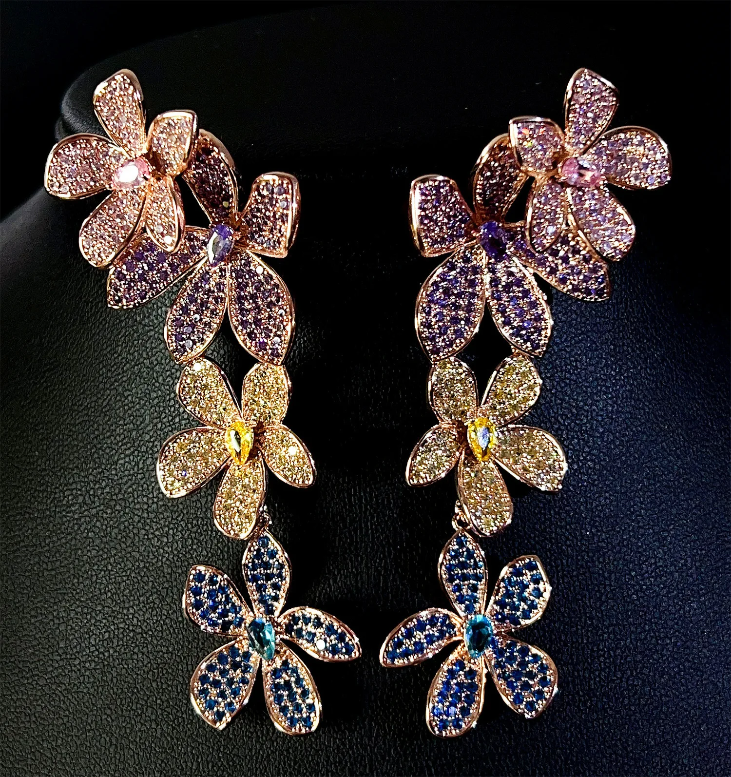 ロングマルチカラーの花の形のイヤリングまばゆいばかりの婦人服アクセサリージュエリーセットホリデーギフトパーティーウエディング結婚式-e330