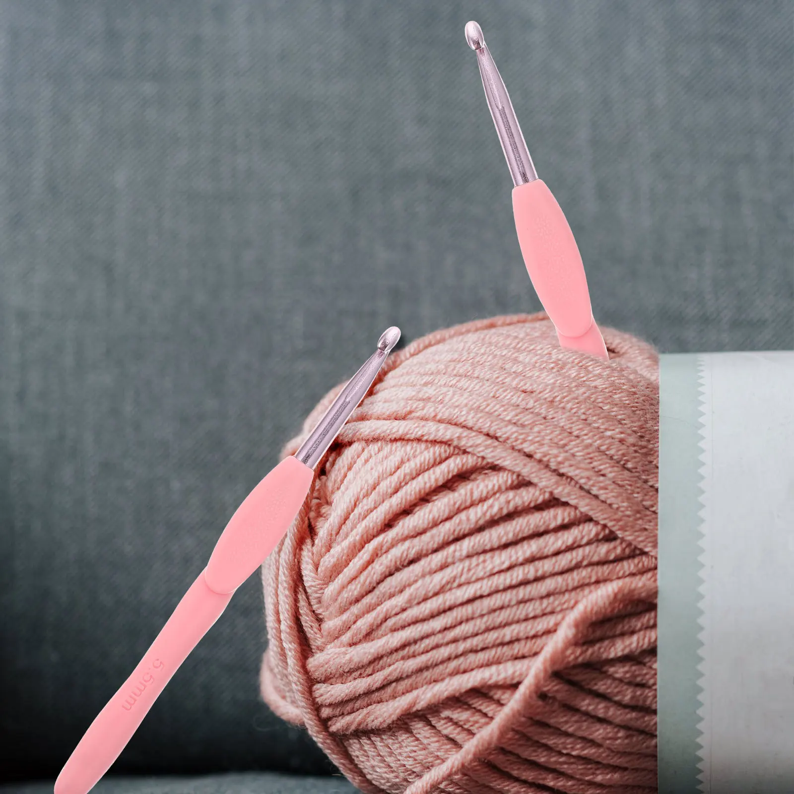 

8Pcs Crochet Needles Soft Handle Handcraft DIY Knitting Tools Durable Smooth for Sweaters Garments Lace Ornaments Fabrics