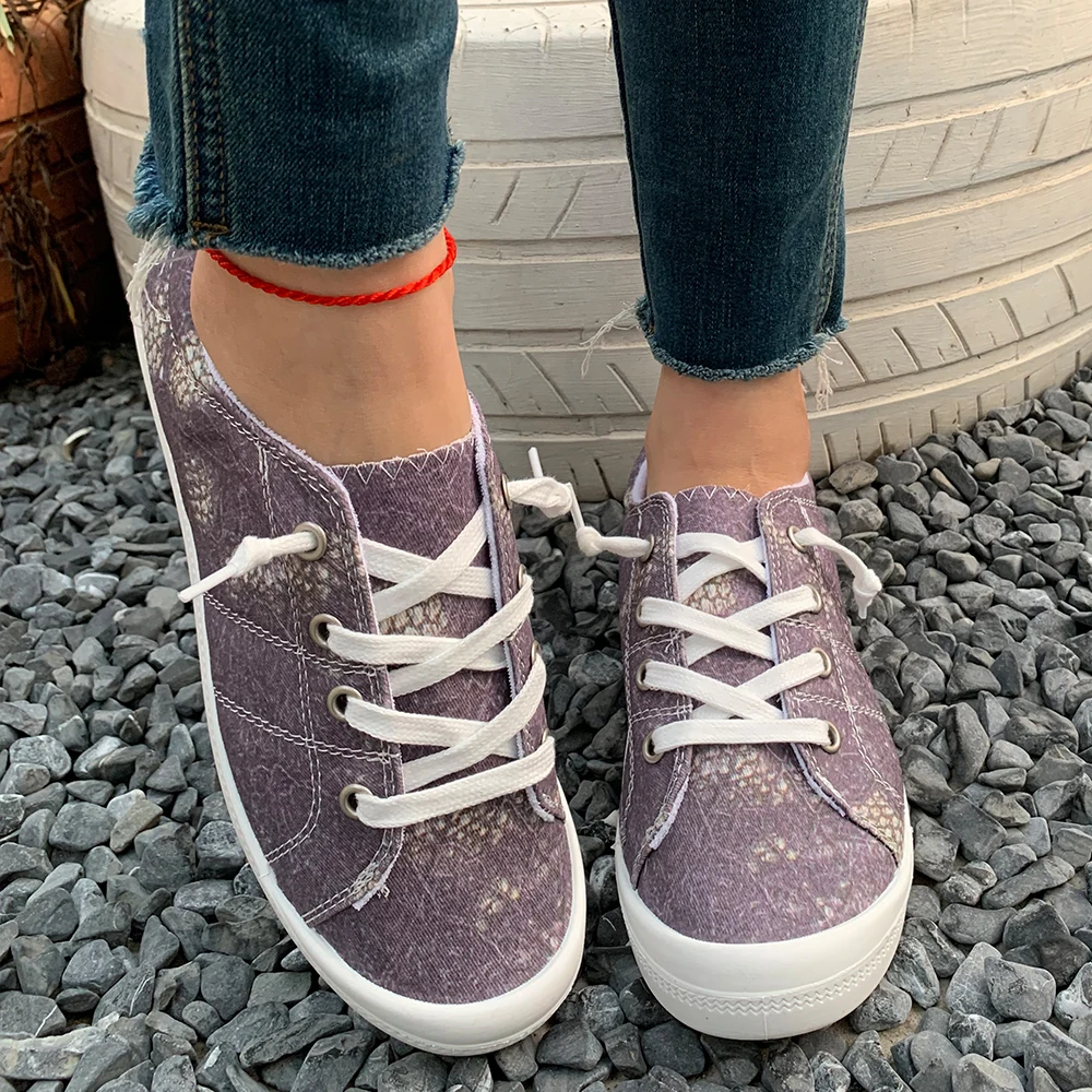 

A Pair of Women's Casual Outdoor White Sneakers, Hiking Shoes, Running Shoes, New Spring 2026 Fashion Gift Women's Shoes for the Travel Season