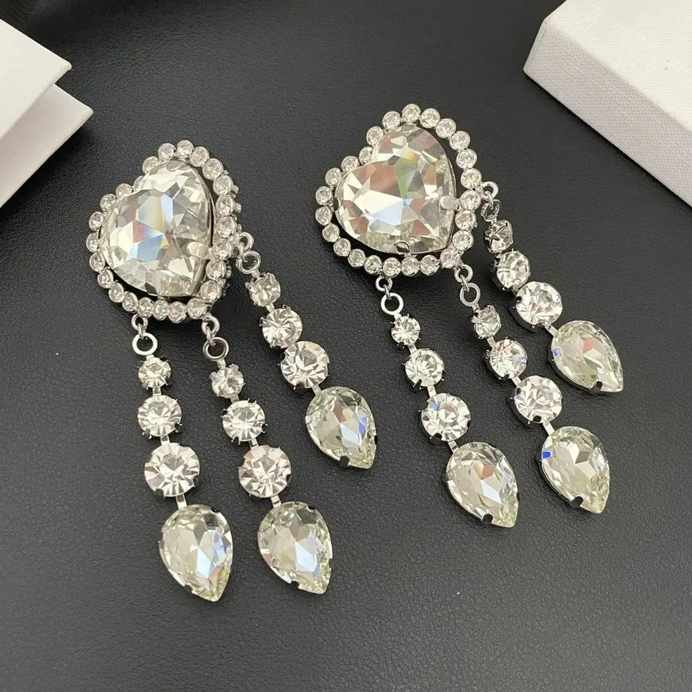 

Earrings Temperament Light Luxury Heart Drop Fringe Ear Clip For Women Aretes De Mujer Pendientes Boucle D’Oreille Orecchini