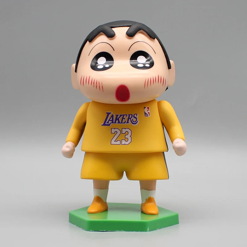 14cm Anime Figure Crayon Shinchan Cos Nba basket Lakers James Doll Pvc modello animazione ornamenti circostante giocattoli regali