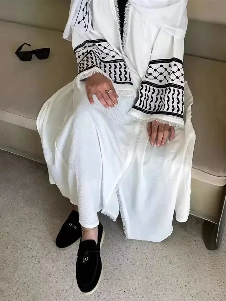 Haute qualité Ramadan ouvert broderie gland rose Kimono Abaya dubaï luxe musulman Islam caftan robe Abayas femmes Kebaya Caftan