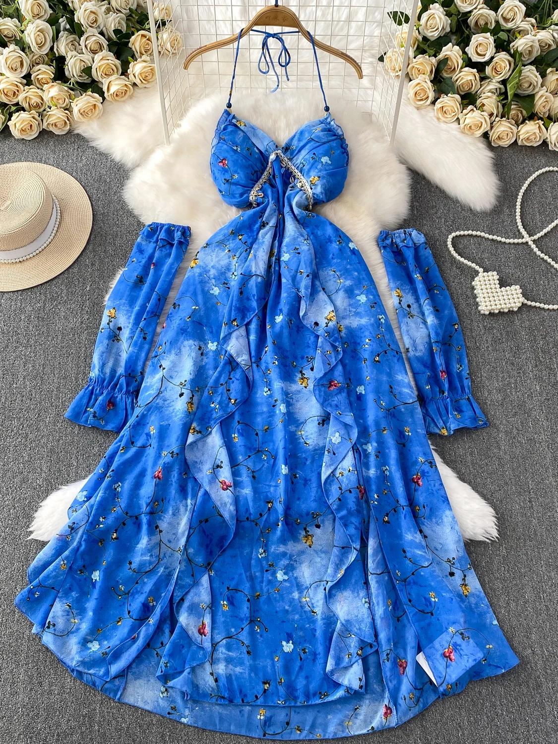 Ele V-Ne Hanging Ne… - image