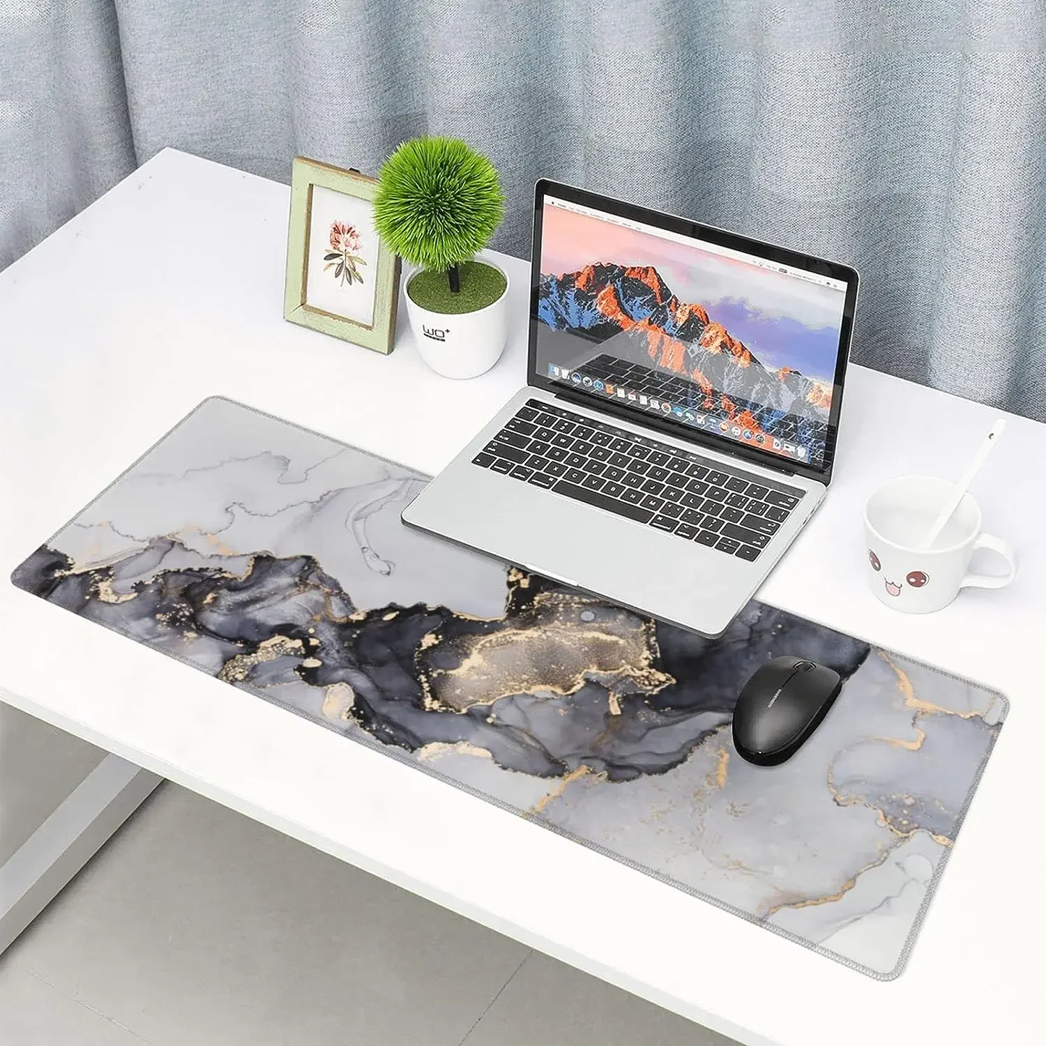 Marble Pattern Gaming Mouse Pad Non-Slip Rubber Mouse Pad with Stitched Edges Waterproof Mouse Mat for Office 31.5