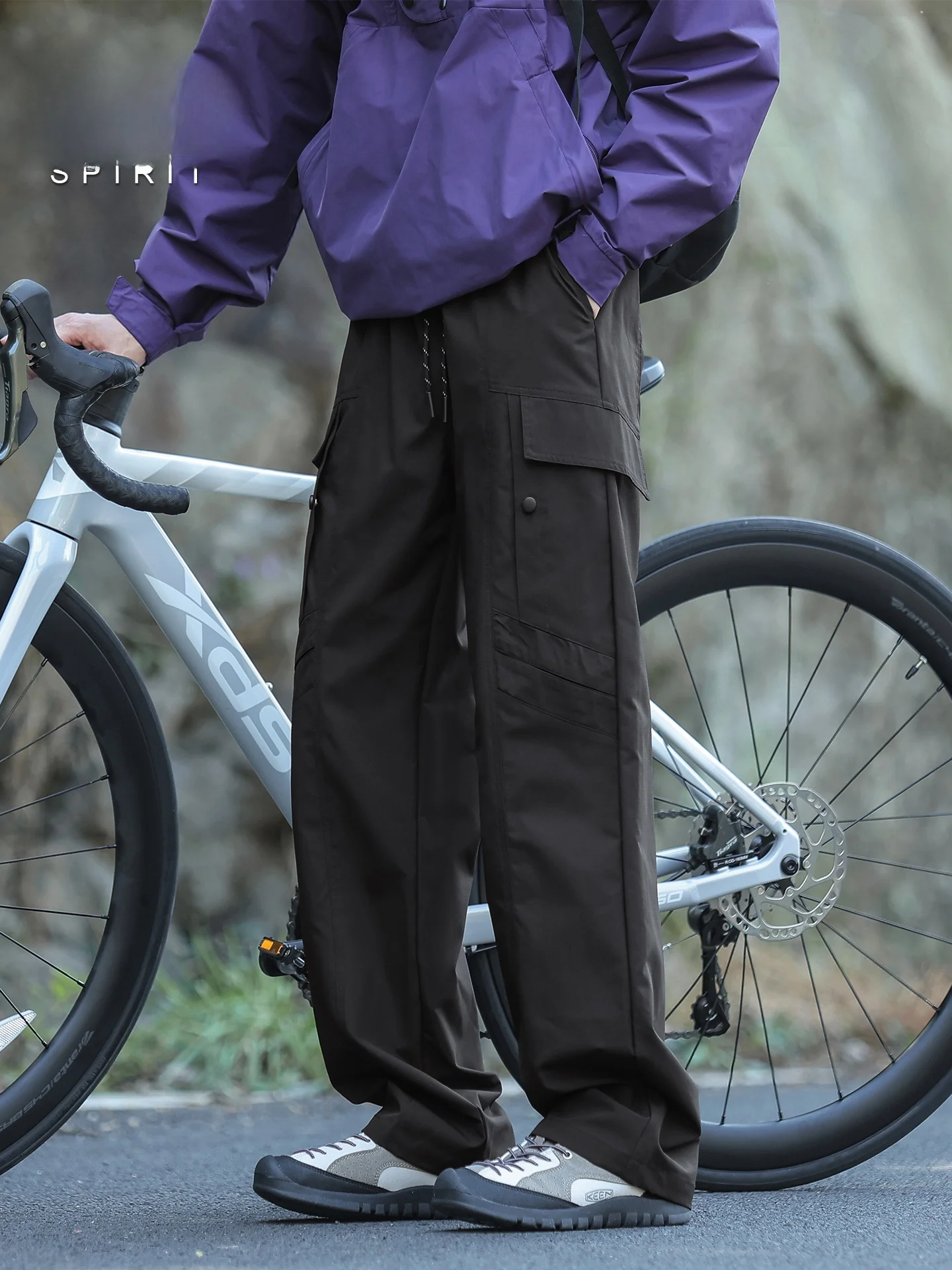 

Мужские летние тонкие ледяные шелковые брюки Qui Dry, водонепроницаемая свободная длинная рабочая одежда, повседневные брюки, модные городские брюки из полиэфирного волокна