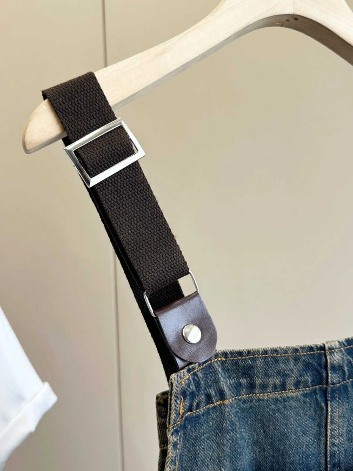 Salopette di jeans retrò Hong Kong Sle Estate da donna Nuova versione coreana Pantaloni interi da lavoro giovanili dimagranti larghi