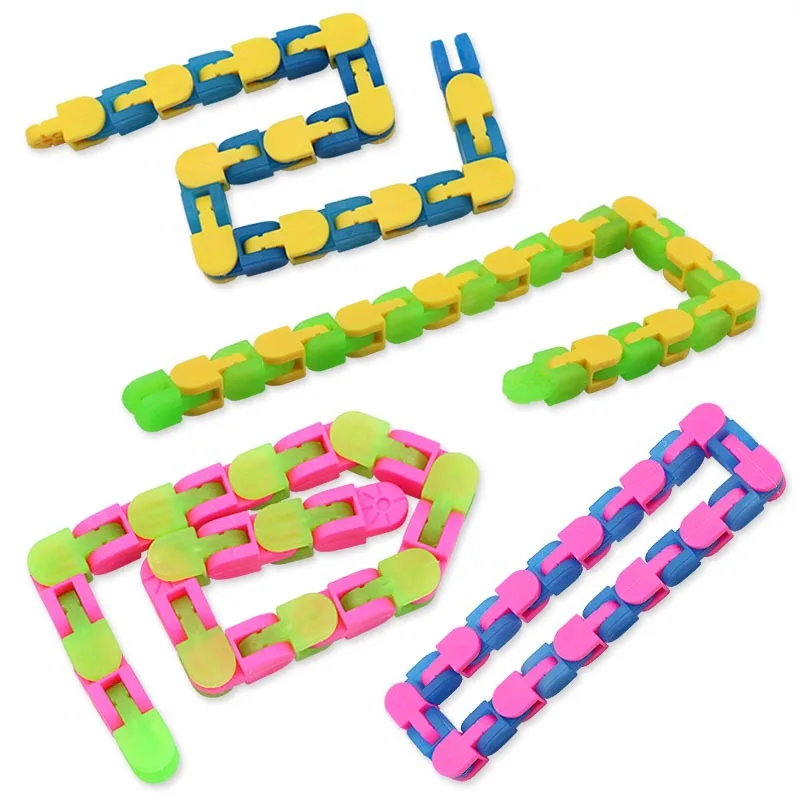 24 Knots Wacky Tracks Fidget Toys Glow in The Dark Toy For Children Bike Chain Stress Relief Bracelet Adults Sensory Toy Gifts