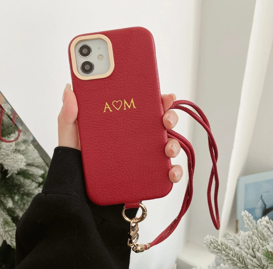 

Кожаный чехол для телефона с индивидуальным именем, золотого, серебряного цвета с буквами для iPhone 17, 16, 11, 12, 13, 14, 15 Pro Max, женский защитный чехол на ремешок