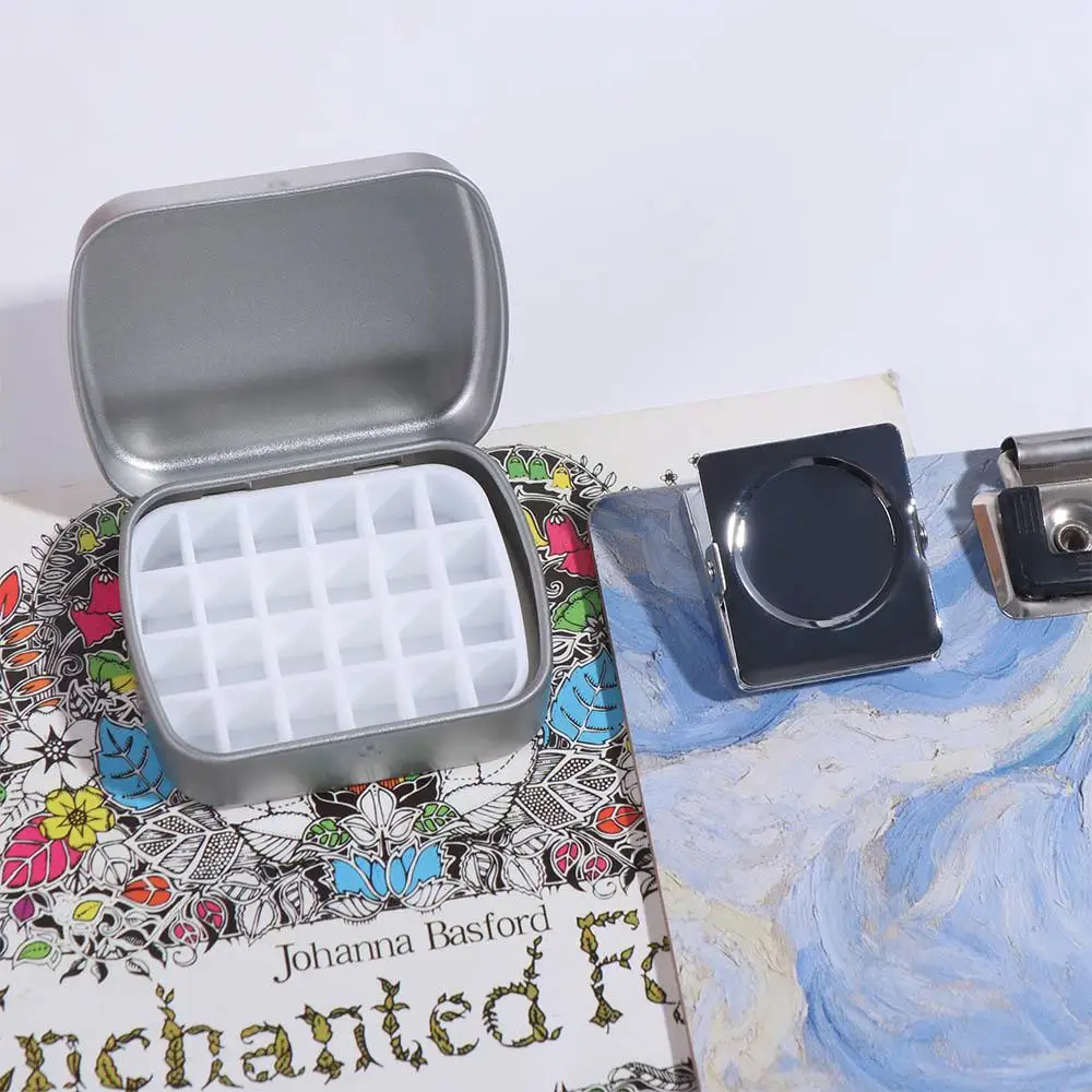 Portable 12/24 Grids Watercolor Box Empty Iron Watercolor Paint Box Outdoor Travel Paint Pigment Box With Clip Art Accessories