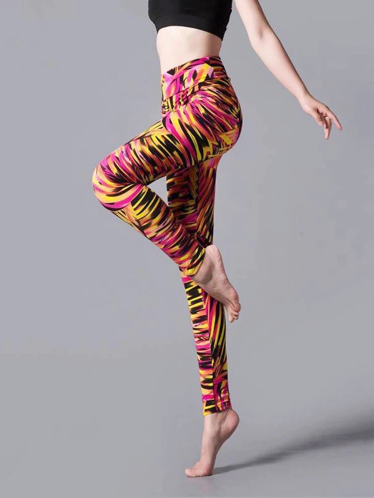Women's Leggings Leopard Color Stripe Print Tights Polyester Spandex Blend Elastic Waist Autumn and Winter Clothing