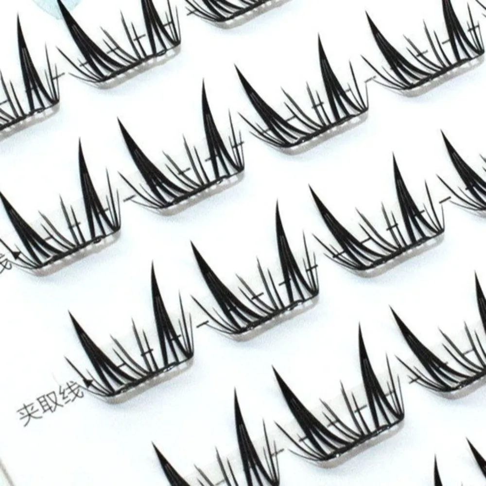 新しいふわふわの接着剤不要つけまつげ、自然なカール、自己粘着まつげクラスター、マンガアイ、簡単なアプリケーションつけまつげ、毎日着用