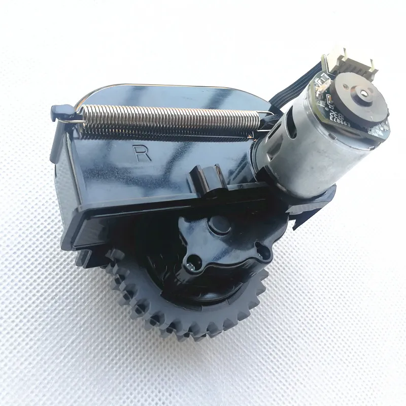 Vacuum Cleaner Right / Left Wheel Motors Assembly for Ilife V5s V5 X5 Ilife V3s V3 V3l Robotic Vacuum Cleaner Parts Accessories